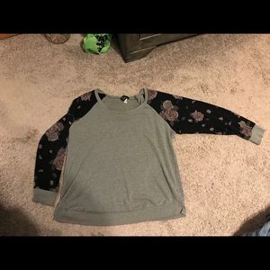 Torrid Sweater, size 3